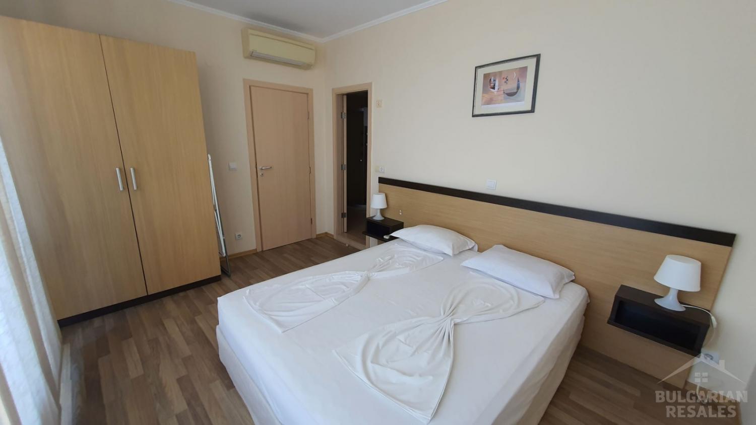 Апартамент с две спални на първа линия на брега на морето! Супер инвестиция! ID: 3917 - Снимка 11