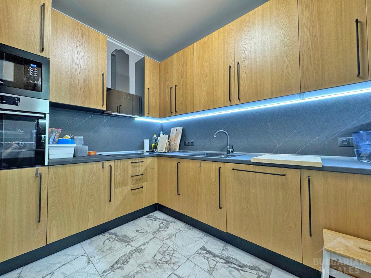 Priestranné luxusné apartmány s jednou spálňou na predaj v „Omega Resort“ ID: 4285 - Фото6