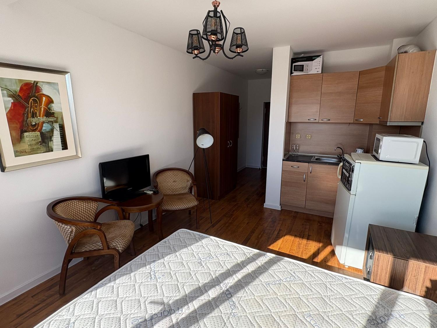 A great investment! Studio apartment in Sveti Vlas near the beach and amenities ID: 5530 - Photo 9