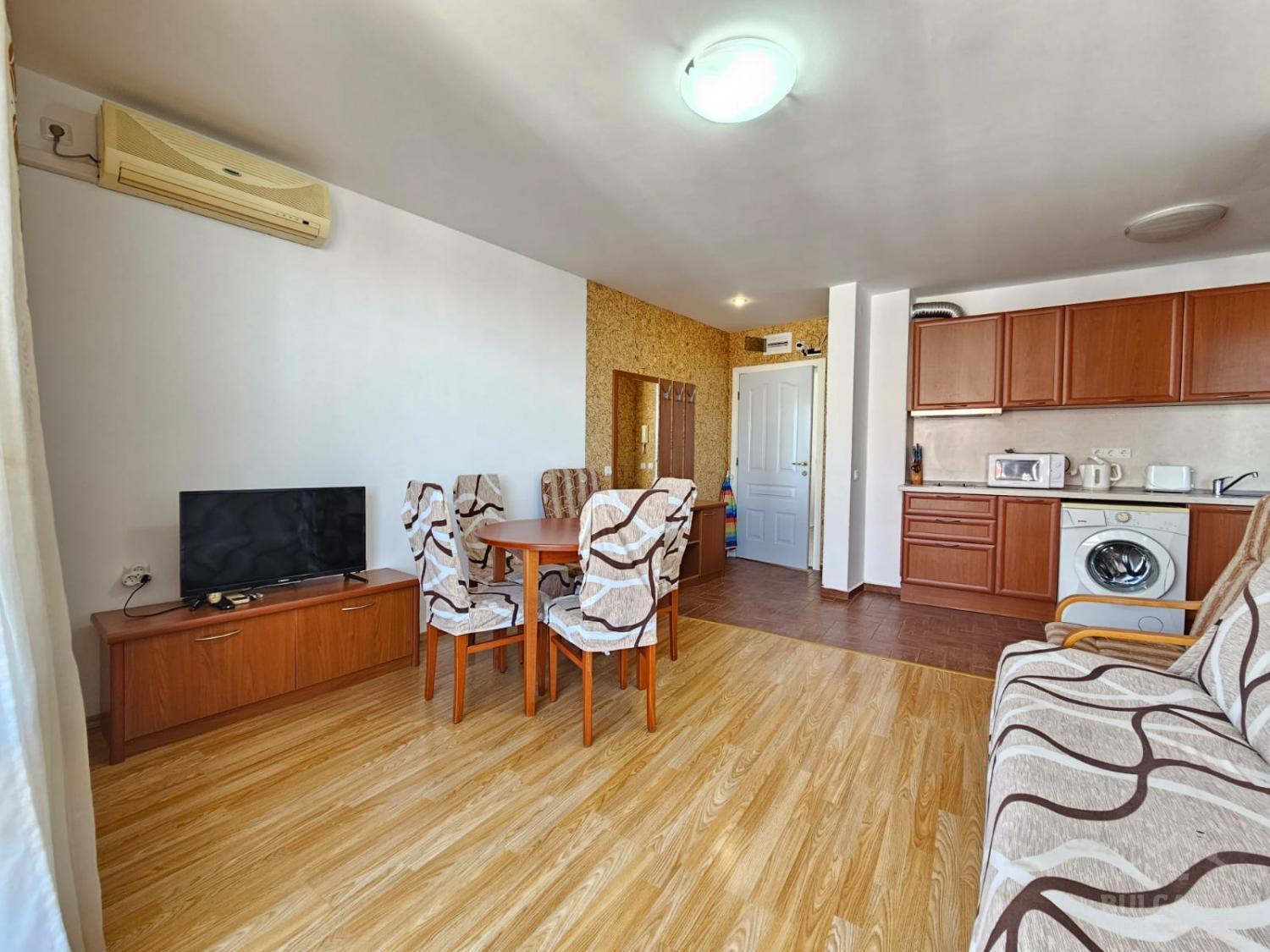 Apartment by the sea in the complex 