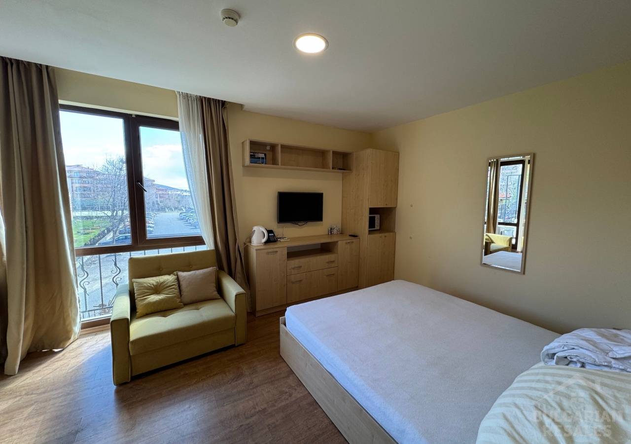 Kawalerka w pierwszej linii brzegowej w Sveti Vlas, prestiżowy kompleks „Premier Fort Beach” ID: 6066 - Фото3