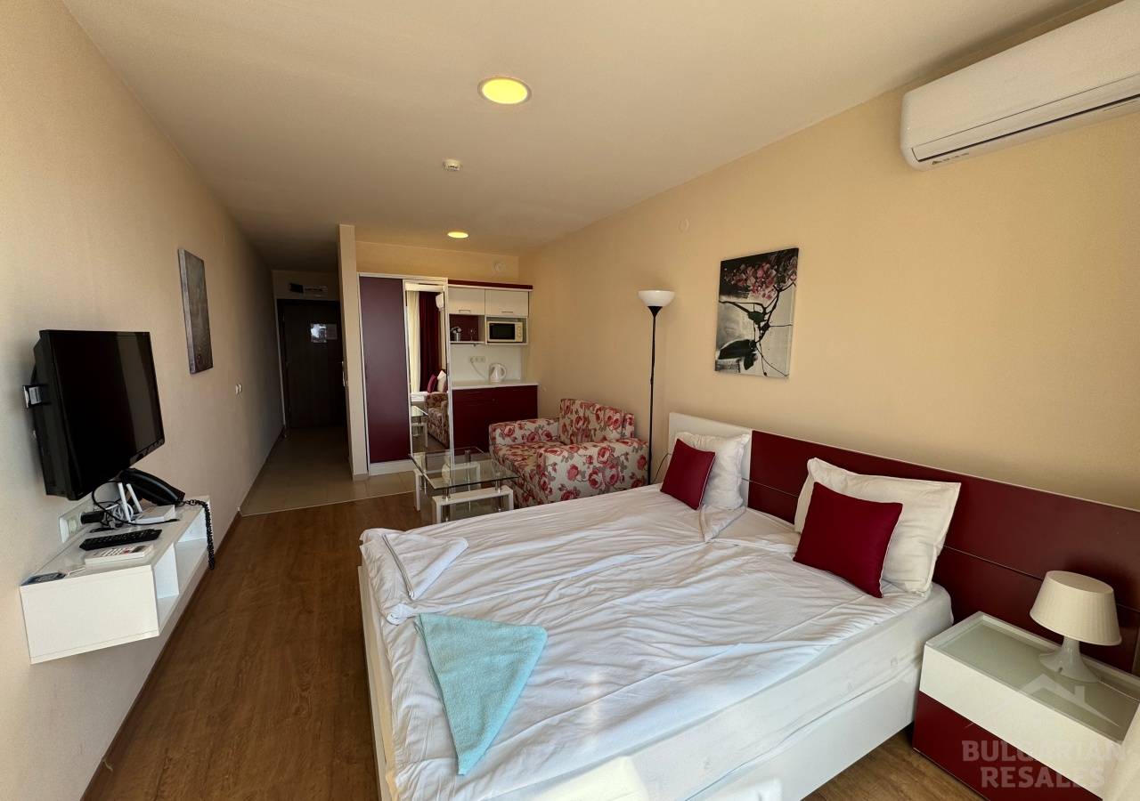 Beachfront, sea view, studio in “Premier Fort Beach,” Sveti Vlas ID: 6067 - Photo 4