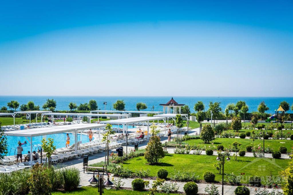 Beachfront, sea view, studio in “Premier Fort Beach,” Sveti Vlas ID: 6067 - Photo 16