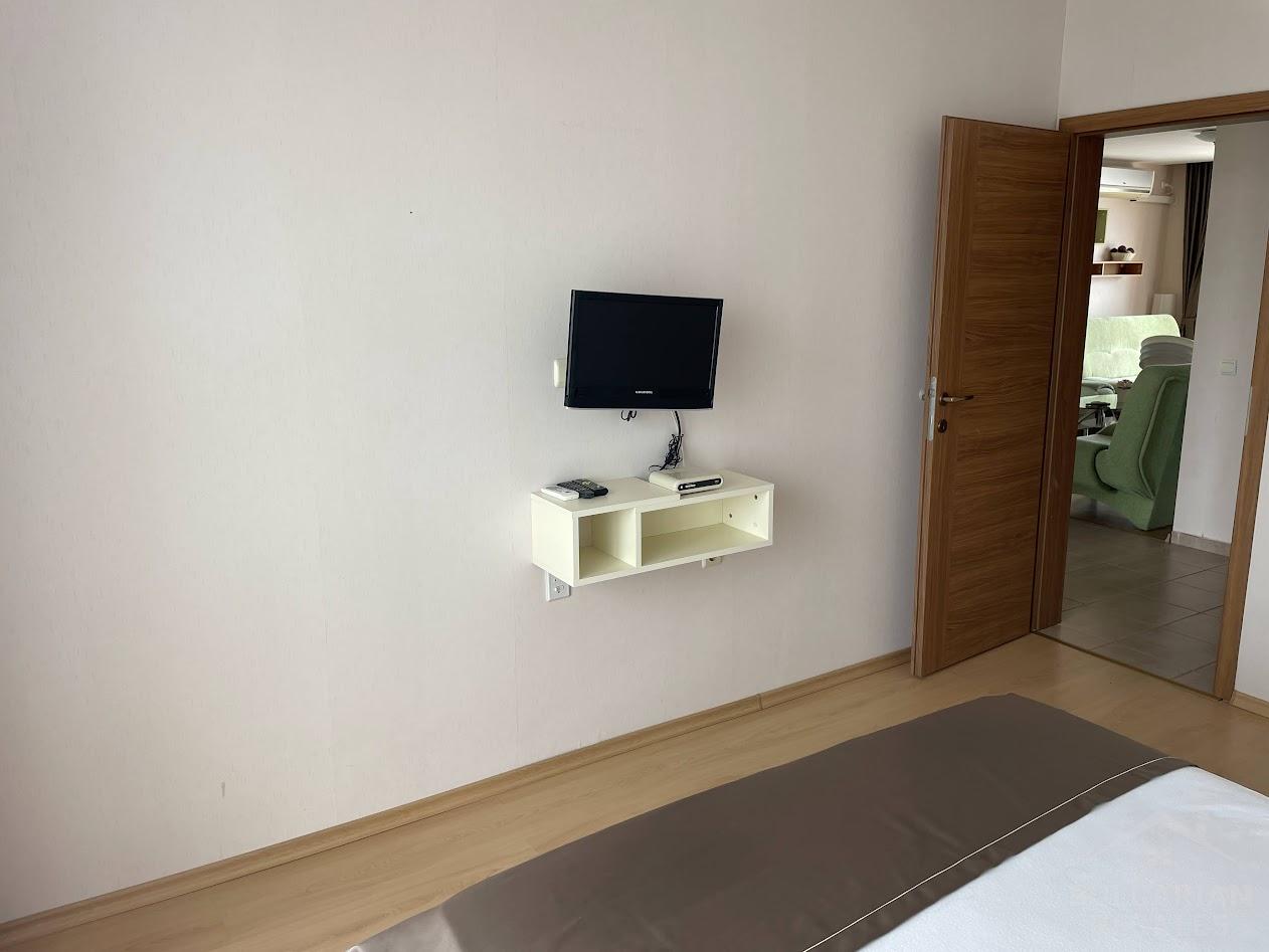 Large apartment with a beautiful view on the sea front ID: 5348 - Photo 10