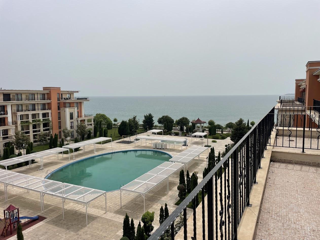 Large apartment with a beautiful view on the sea front ID: 5348 - Photo 1
