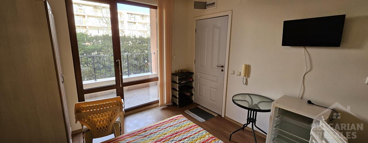 Прекрасная студия на первой линии в престижном комплексе ID: 5064 - Фото 6