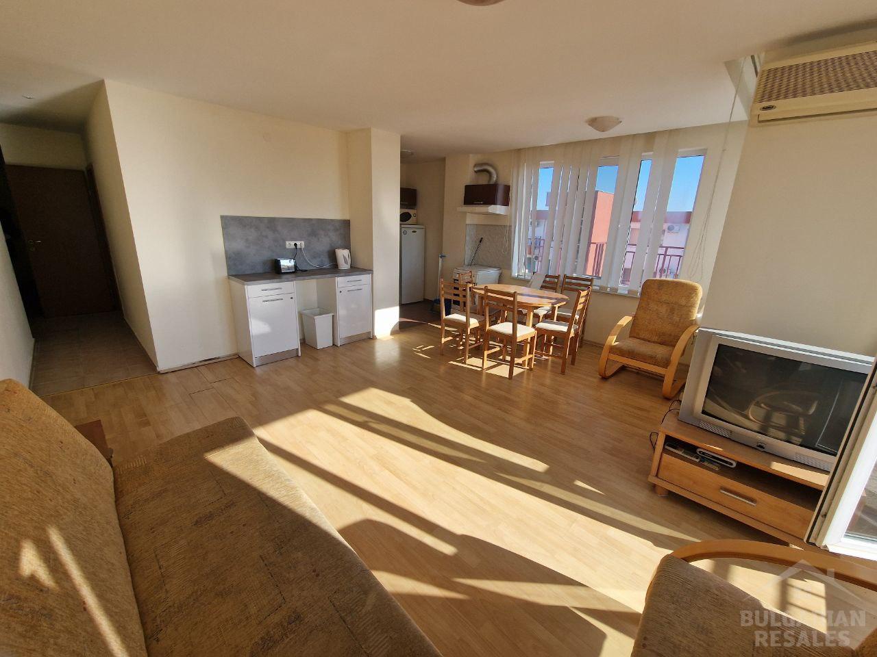 Bargain! Three bedrooms, large terrace, complex on the first line! ID: 4241 - Photo 6