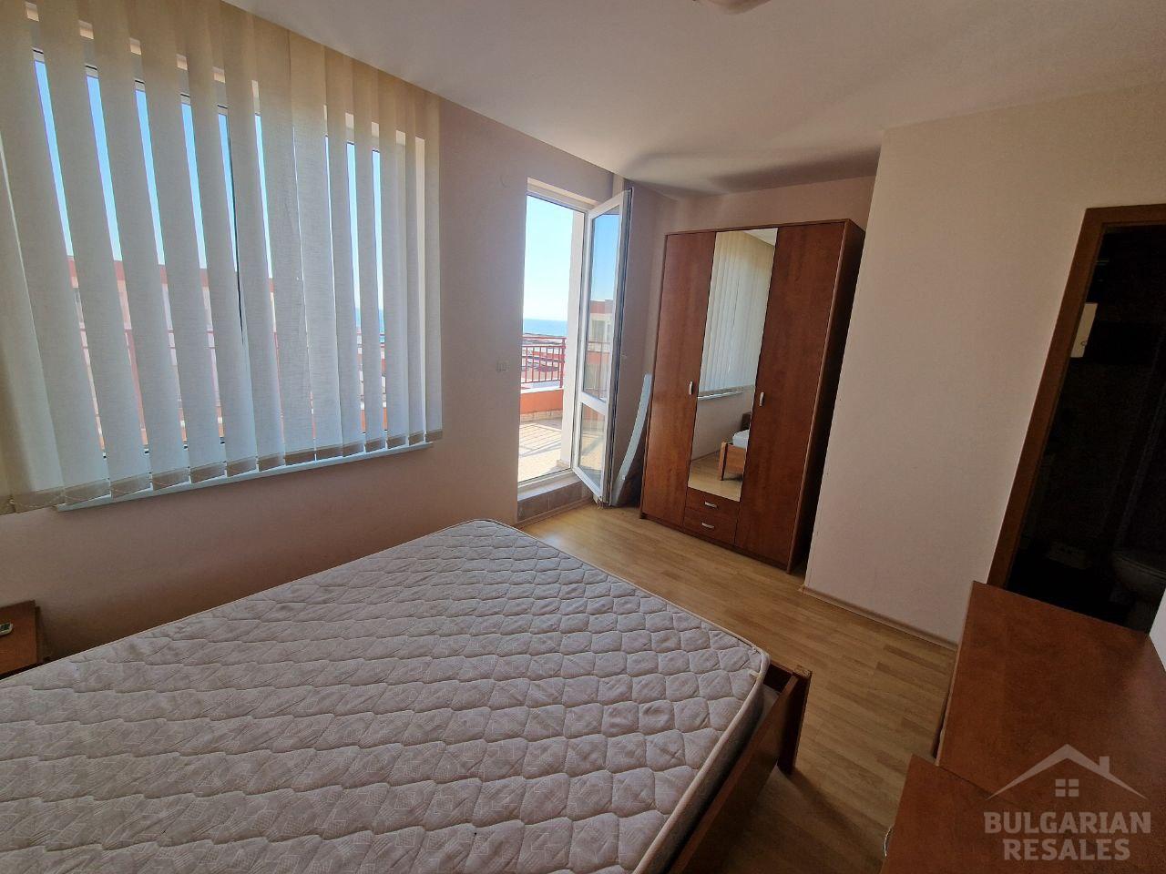 Bargain! Three bedrooms, large terrace, complex on the first line! ID: 4241 - Photo 14