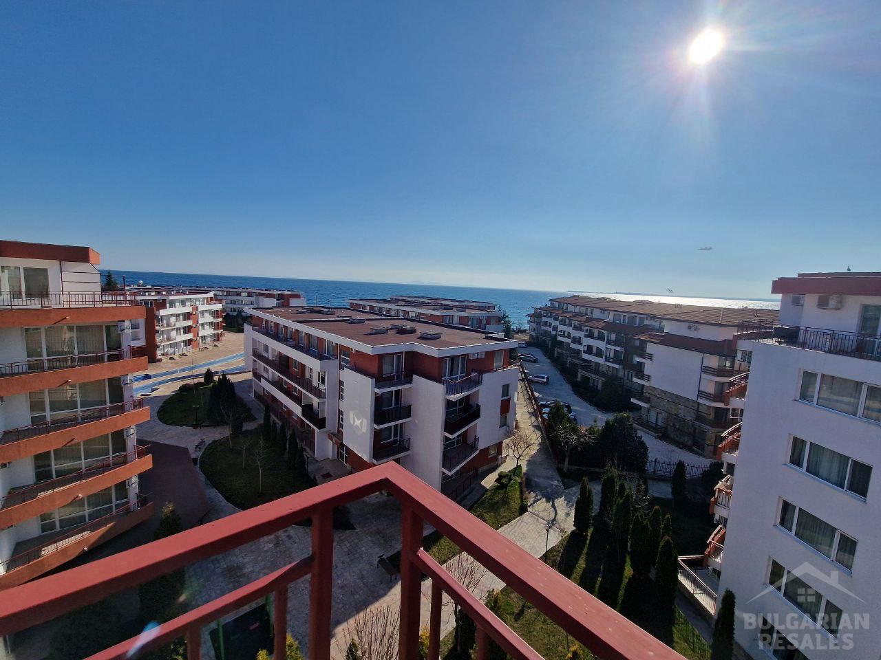 Bargain! Three bedrooms, large terrace, complex on the first line! ID: 4241 - Photo 2