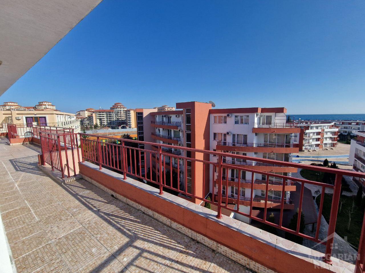 Bargain! Three bedrooms, large terrace, complex on the first line! ID: 4241 - Photo 4