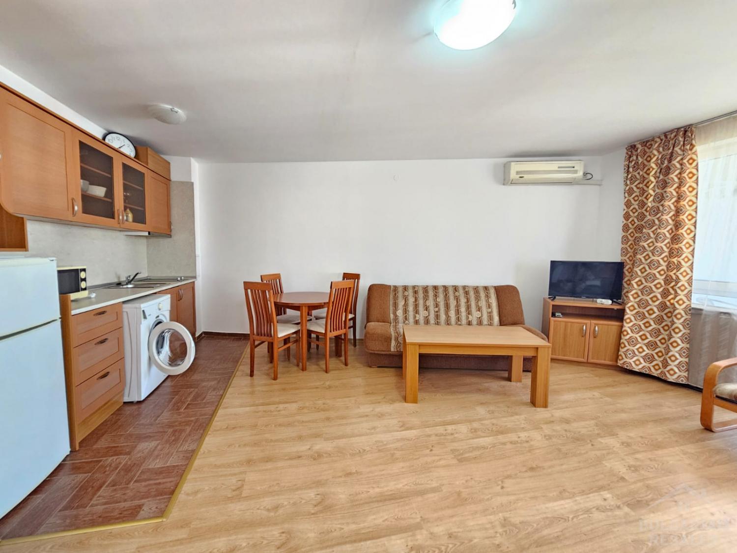 Pohľad na byt v peknom komplexe v Ravde ID: 4999 - Фото9