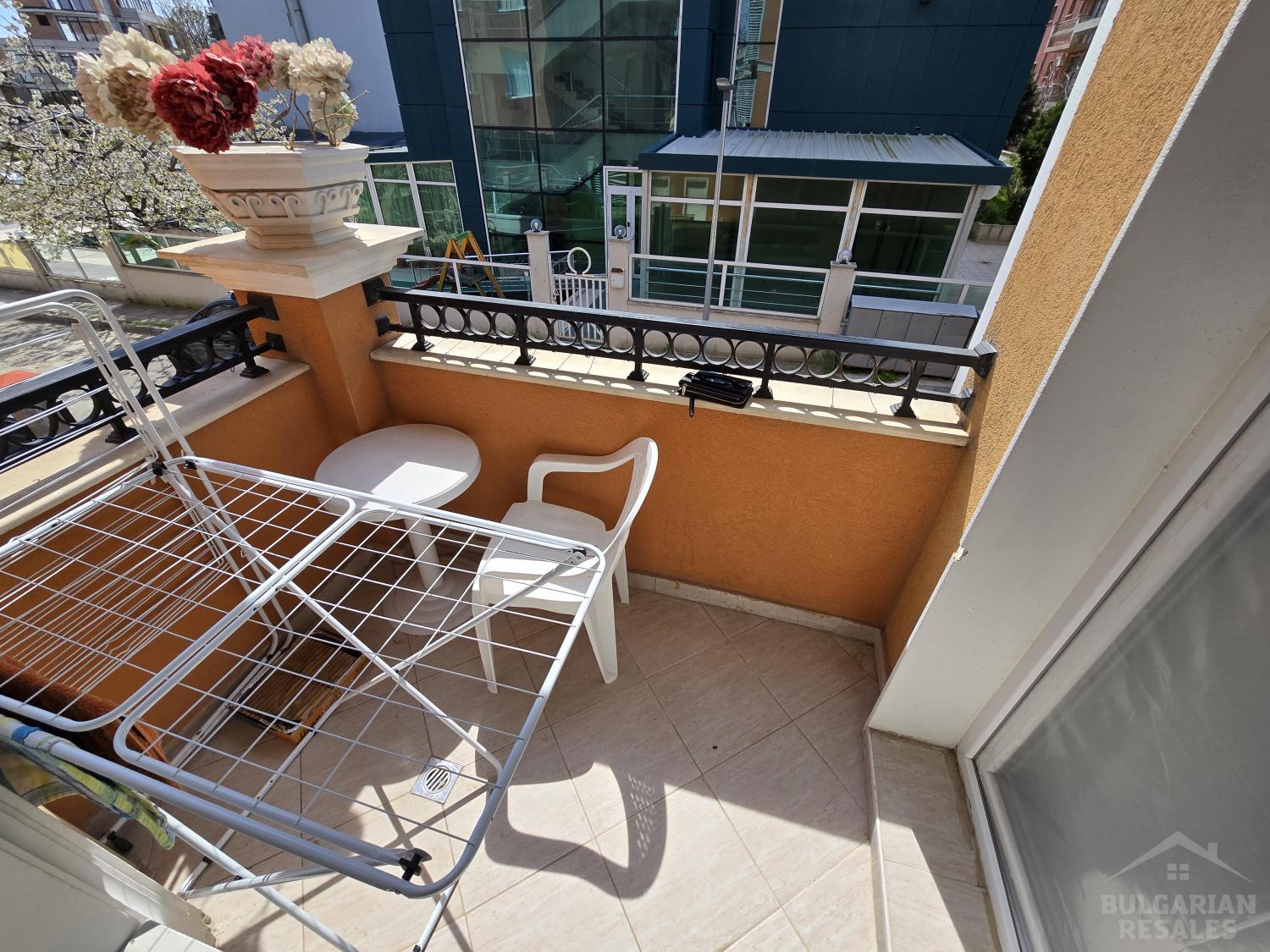 Three-room apartment with furniture and low maintenance fee ID: 5180 - Photo 10