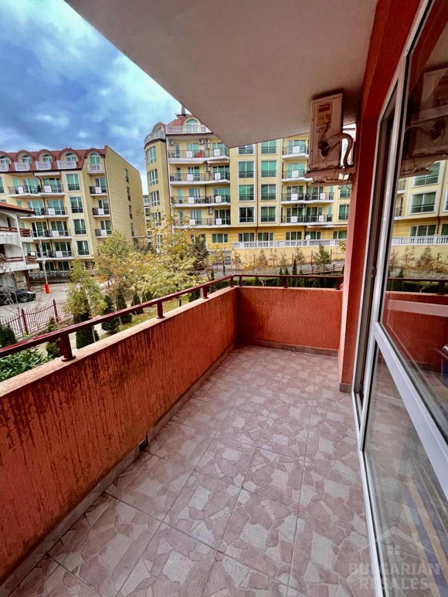 Studio z dużym balkonem w pierwszej linii kompleksu ID: 3842 - Фото9