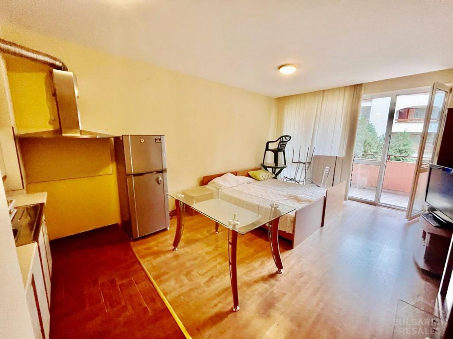 Studio z dużym balkonem w pierwszej linii kompleksu ID: 3842 - Фото7