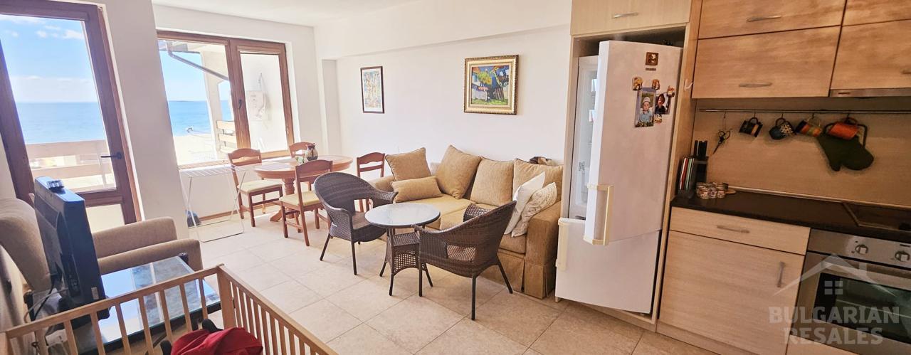 Изгодна оферта! Гледка към морето, апартамент точно до плажа! ID: 4081 - Снимка 2