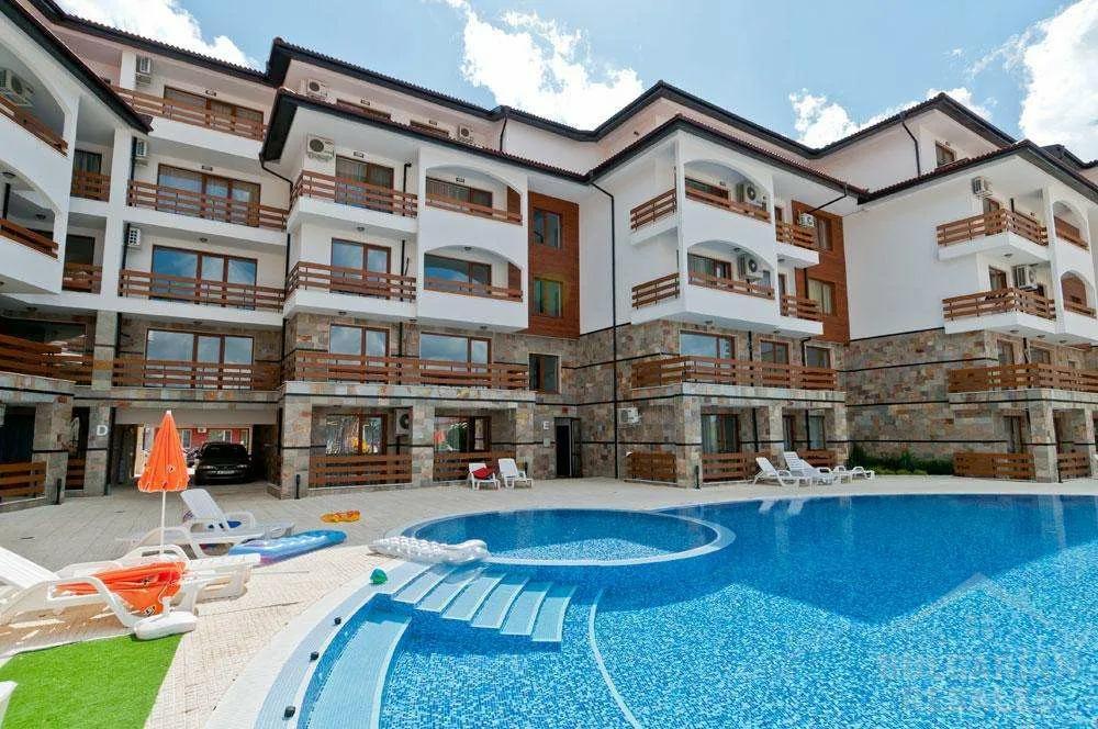 Spacious apartment on the first line in Elenite ID: 4472 - Photo 10