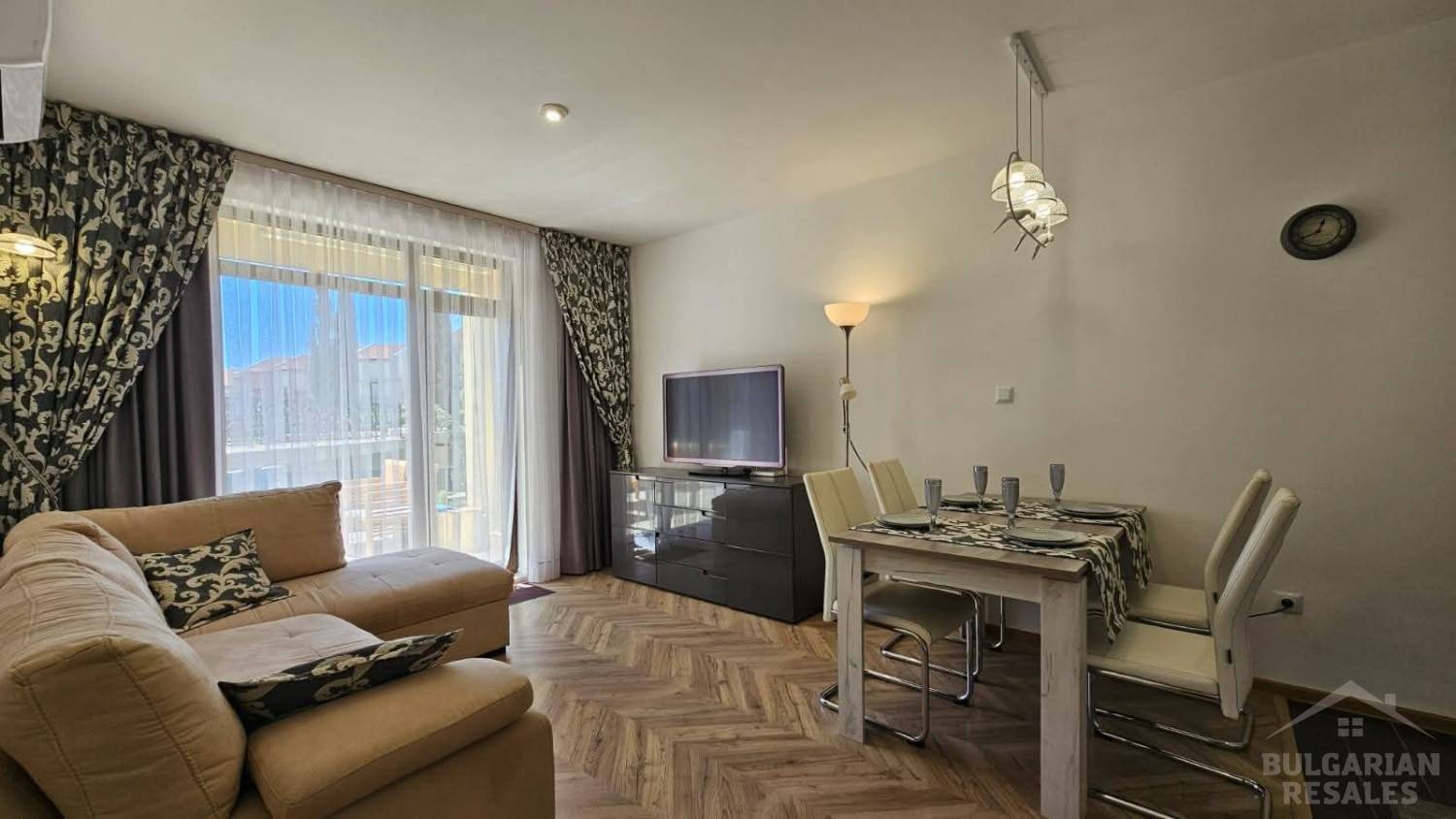 Apartament z wyjściem na basen, kompleks „Romance Paris” ID: 5130 - Фото5