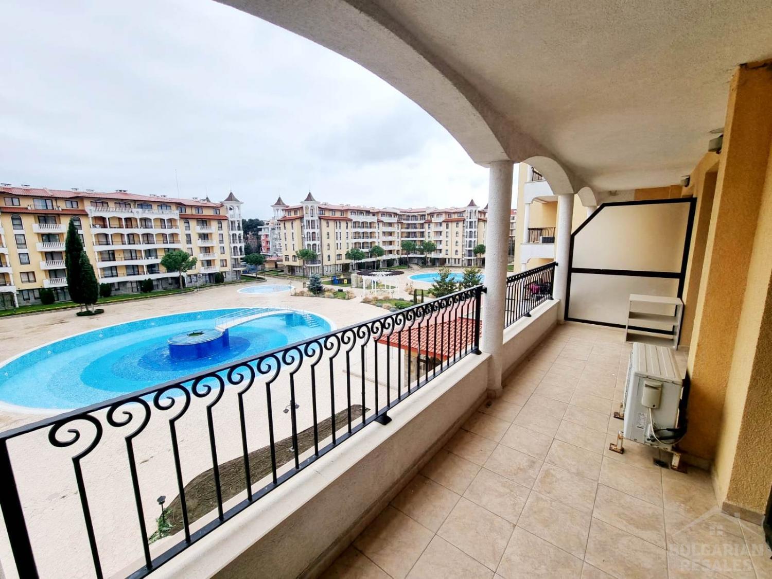 Invest in real estate in the Royal Sun complex ID: 3317 - Photo 1