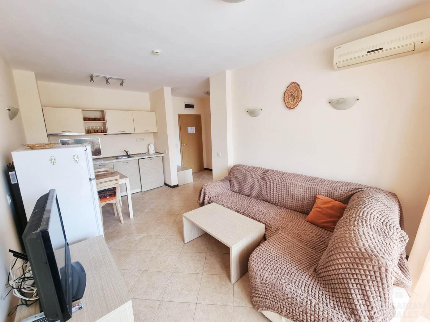 Invest in real estate in the Royal Sun complex ID: 3317 - Photo 8