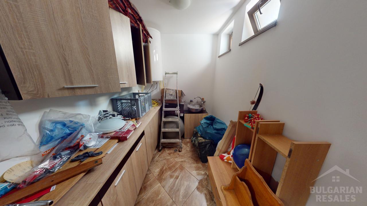 Trzypiętrowy dom z bezpośrednim dostępem do basenu ID: 5316 - Фото22