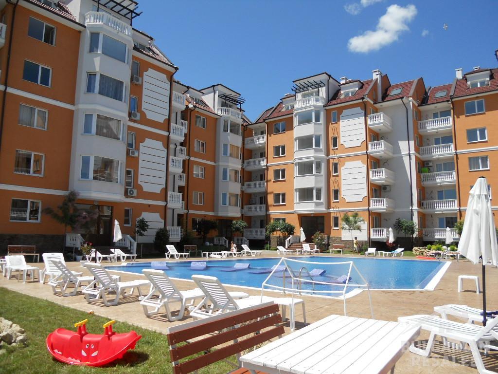 Apartment with pool view in the green area of Sunny Beach ID: 4944 - Photo 1