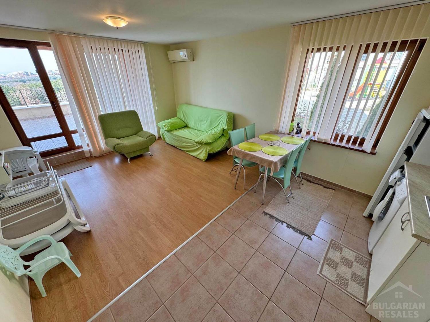 Krásny s veľkou panoramatickou terasou! ID: 4023 - Фото3