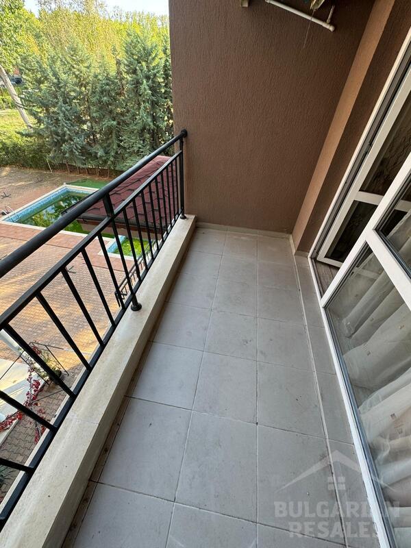 Výhodná ponuka! Priestranné štúdio s výhľadom na bazén ID: 4551 - Фото10