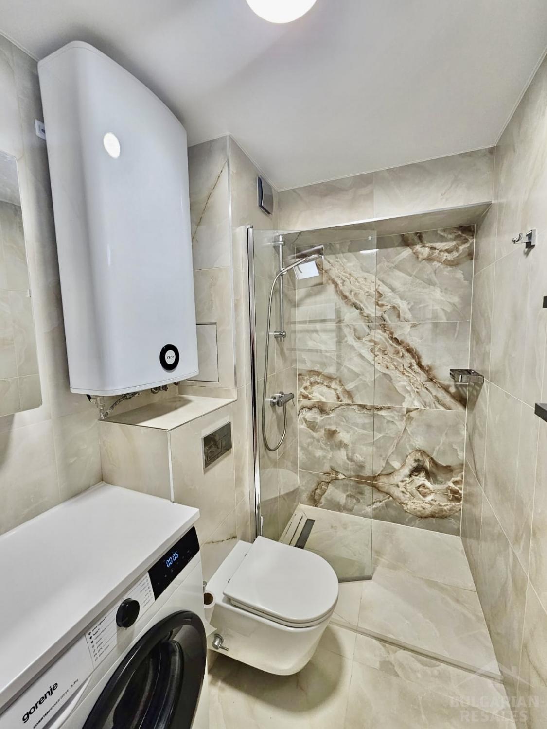 First line! Luxury apartment with sea and mountain views ID: 5660 - Photo 11