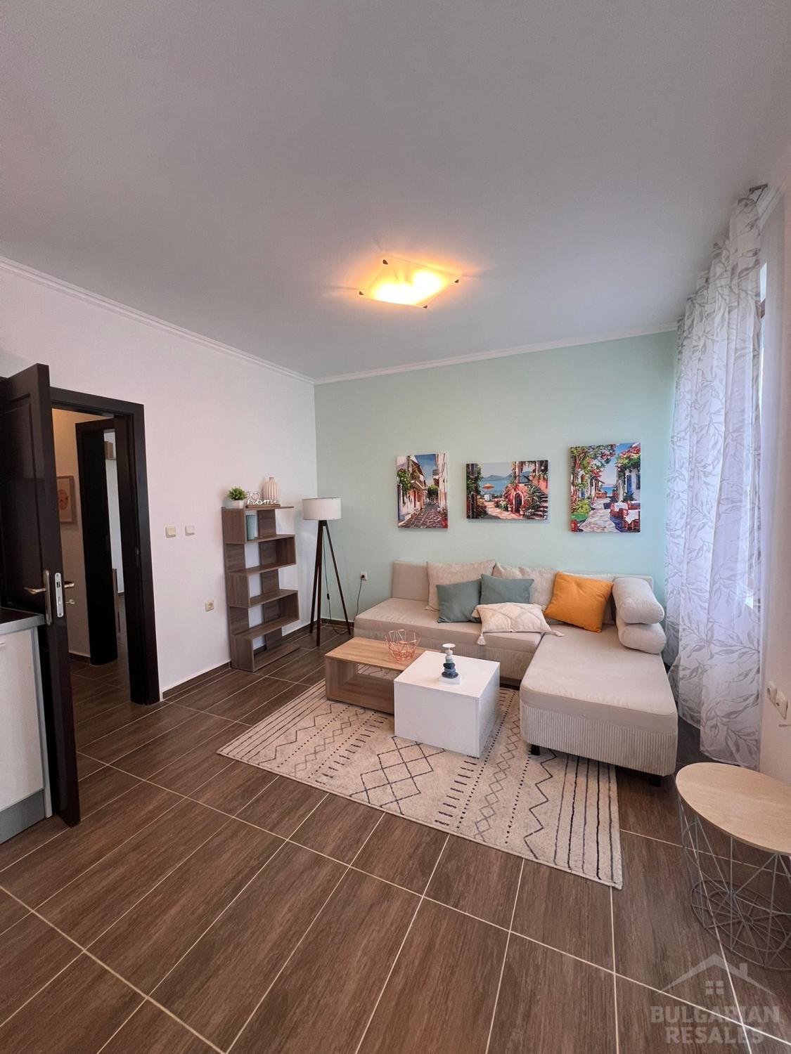 Apartment on the first line of the seacoast ! Super offer! ID: 4314 - Photo 4