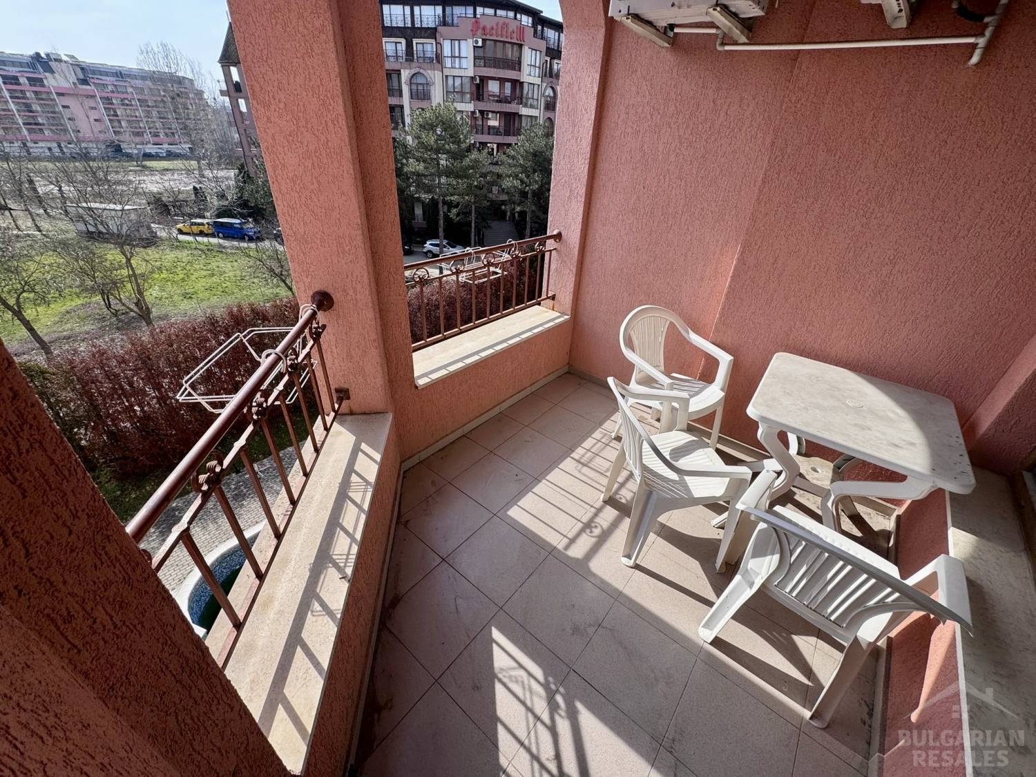 Výhľad na bazén, byt v dobrom stave, Slnečný breh ID: 6002 - Фото4