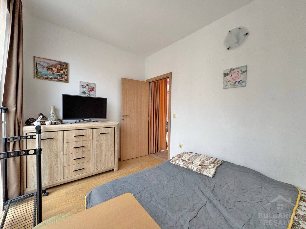 Светли стаи, 2 тераси, комплекс „Sunny View Central“, курорт Слънчев бряг ID: 6050 - Снимка 10