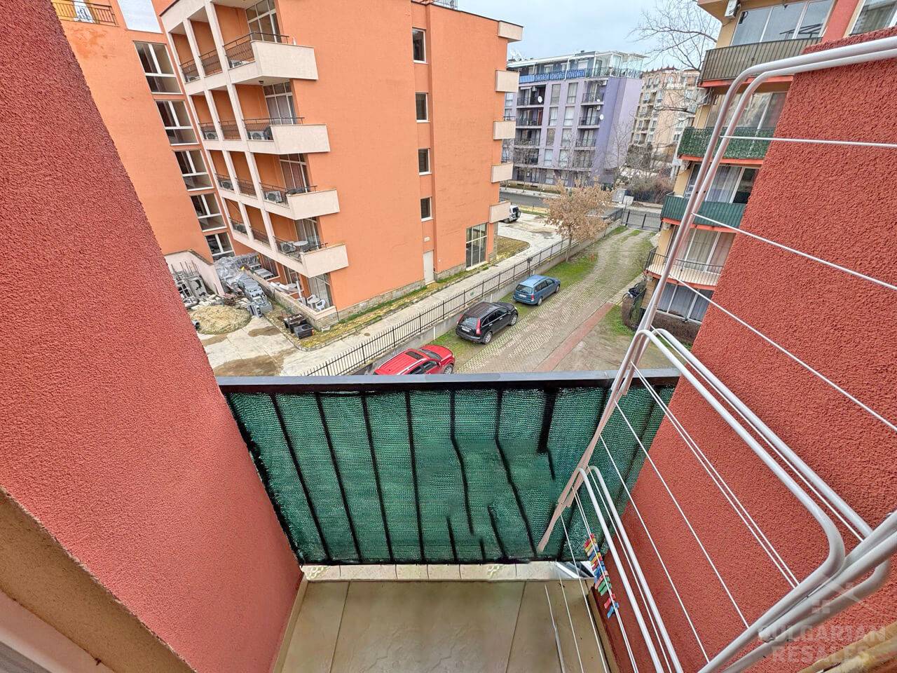 Светли стаи, 2 тераси, комплекс „Sunny View Central“, курорт Слънчев бряг ID: 6050 - Снимка 12