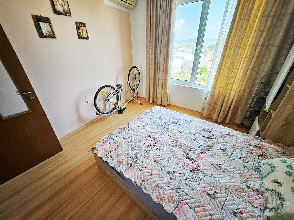 Атрактивна цена и изглед към басейна! Инвестирайте! ID: 5251 - Снимка 8