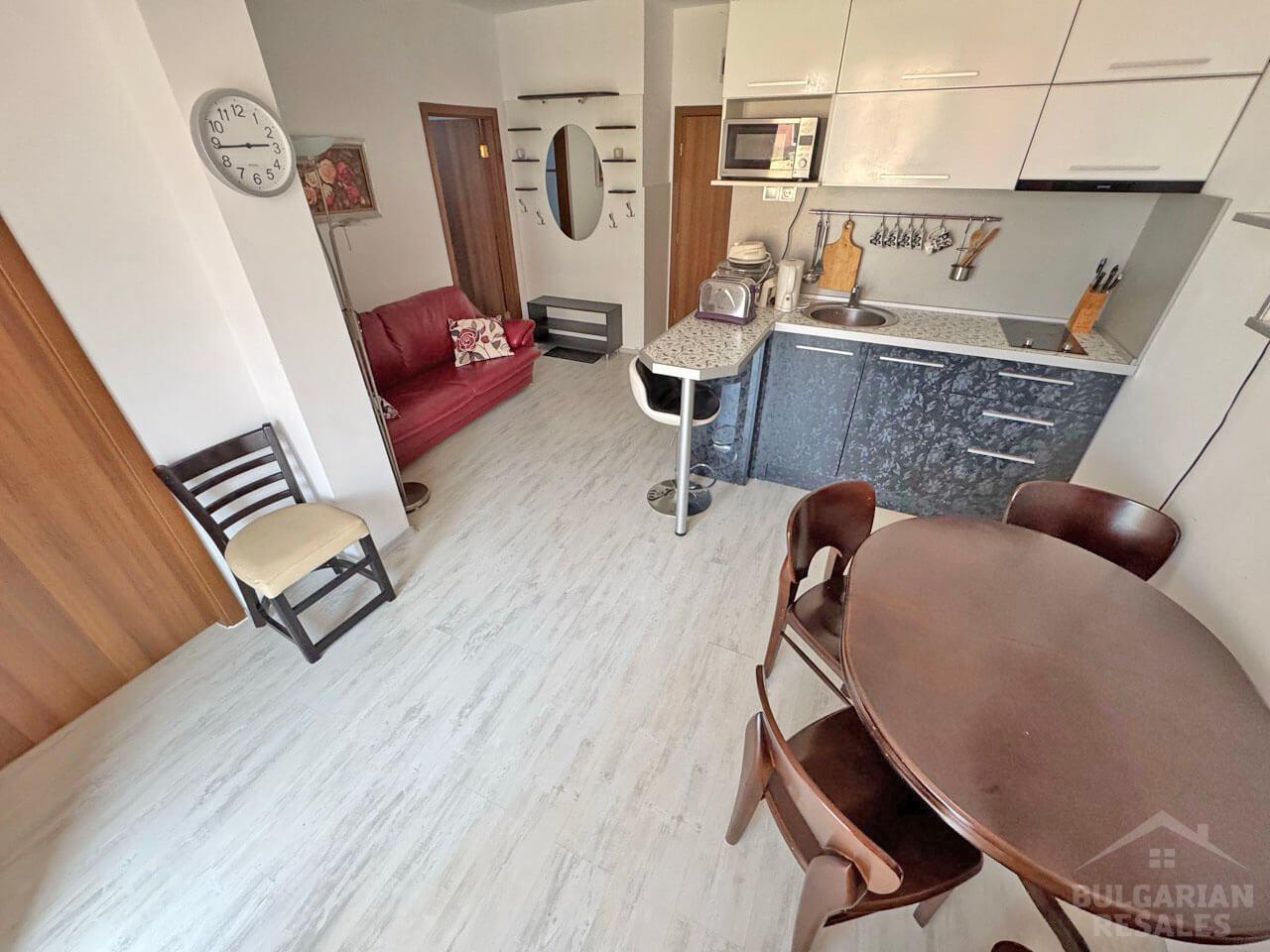 Бюджетна оферта! Апартамент в голям комплекс ID: 4972 - Снимка 3