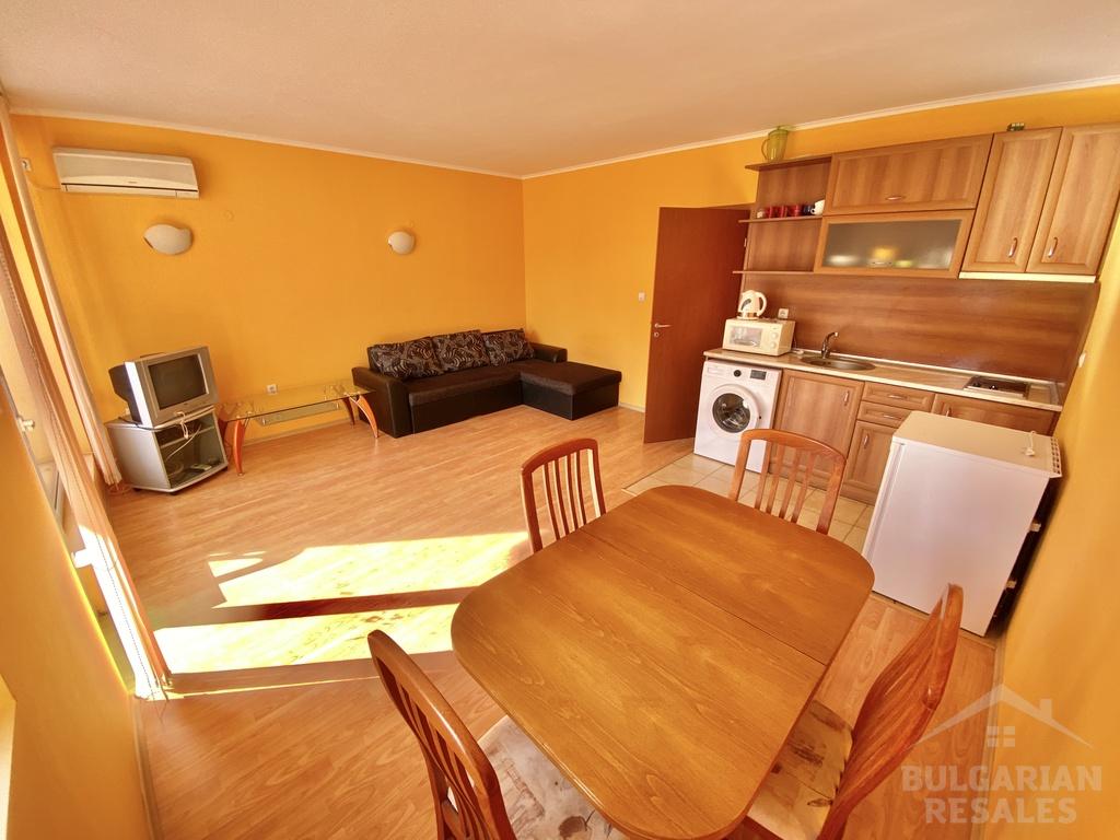 Евтин апартамент в добър район на курорта ID: 3943 - Снимка 3