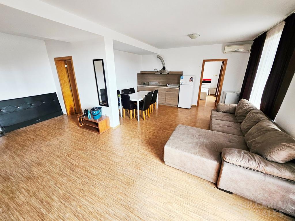 Tri spálne a veľká terasa – apartmán v komplexe „Sunny View Central“ ID: 5742 - Фото3