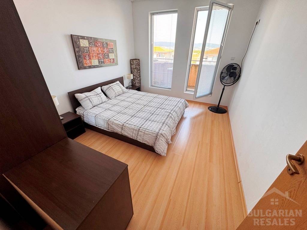 Two bedrooms, new furniture, pool view ID: 6425 - Photo 8