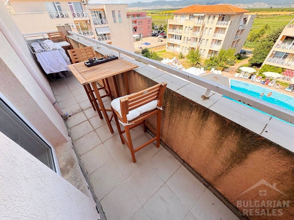 Two bedrooms, new furniture, pool view ID: 6425 - Photo 10