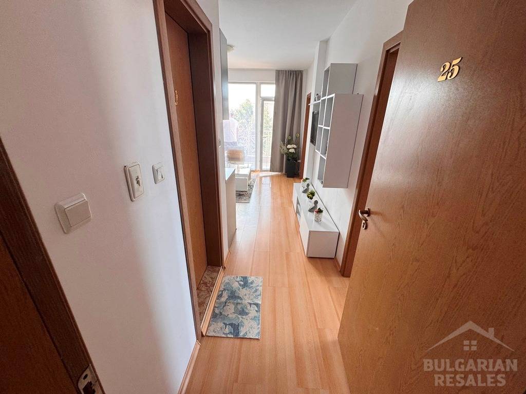 Two bedrooms, new furniture, pool view ID: 6425 - Photo 15