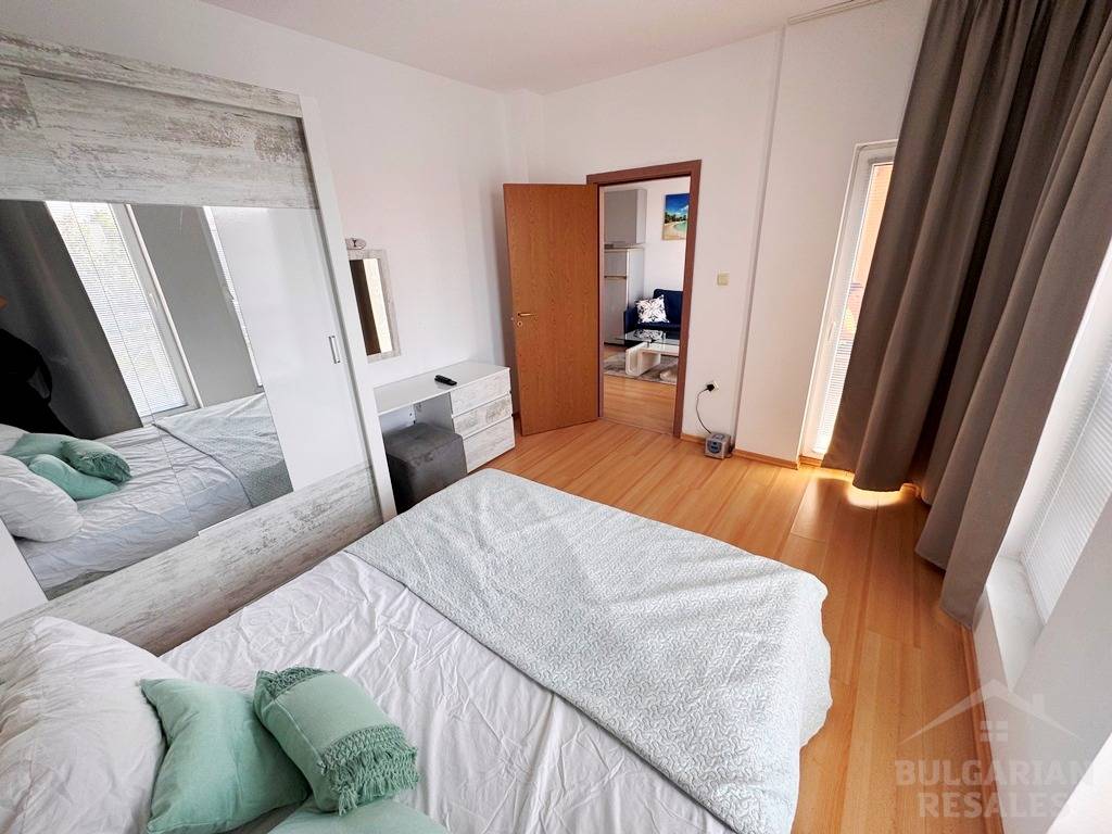 Two bedrooms, new furniture, pool view ID: 6425 - Photo 6