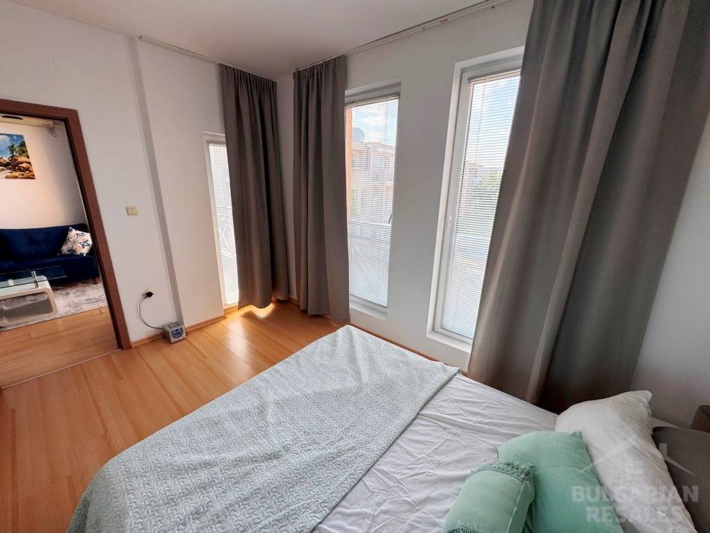 Two bedrooms, new furniture, pool view ID: 6425 - Photo 7