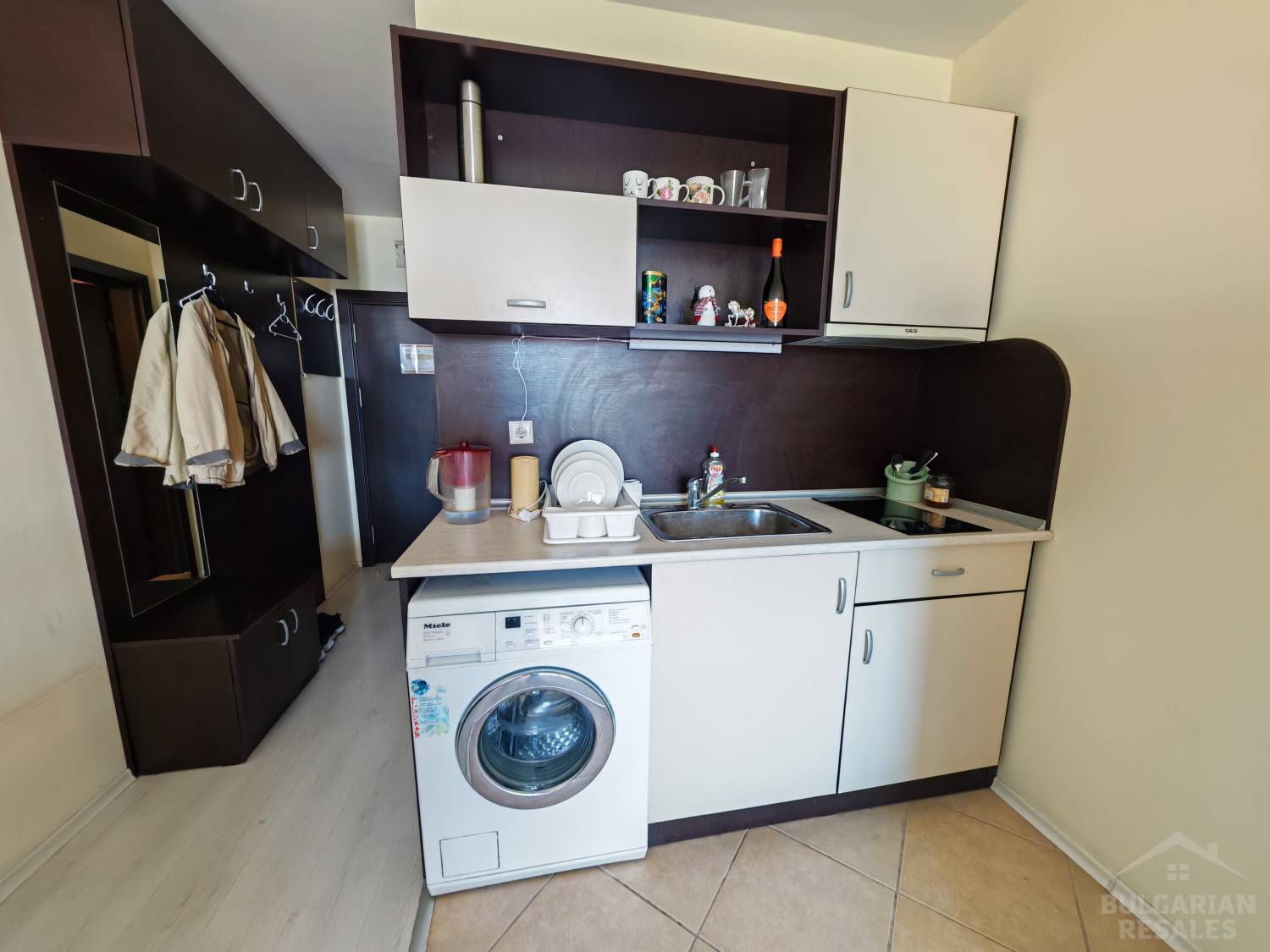 Niedroga kawalerka z widokiem na basen w Słonecznym Brzegu ID: 5829 - Фото4