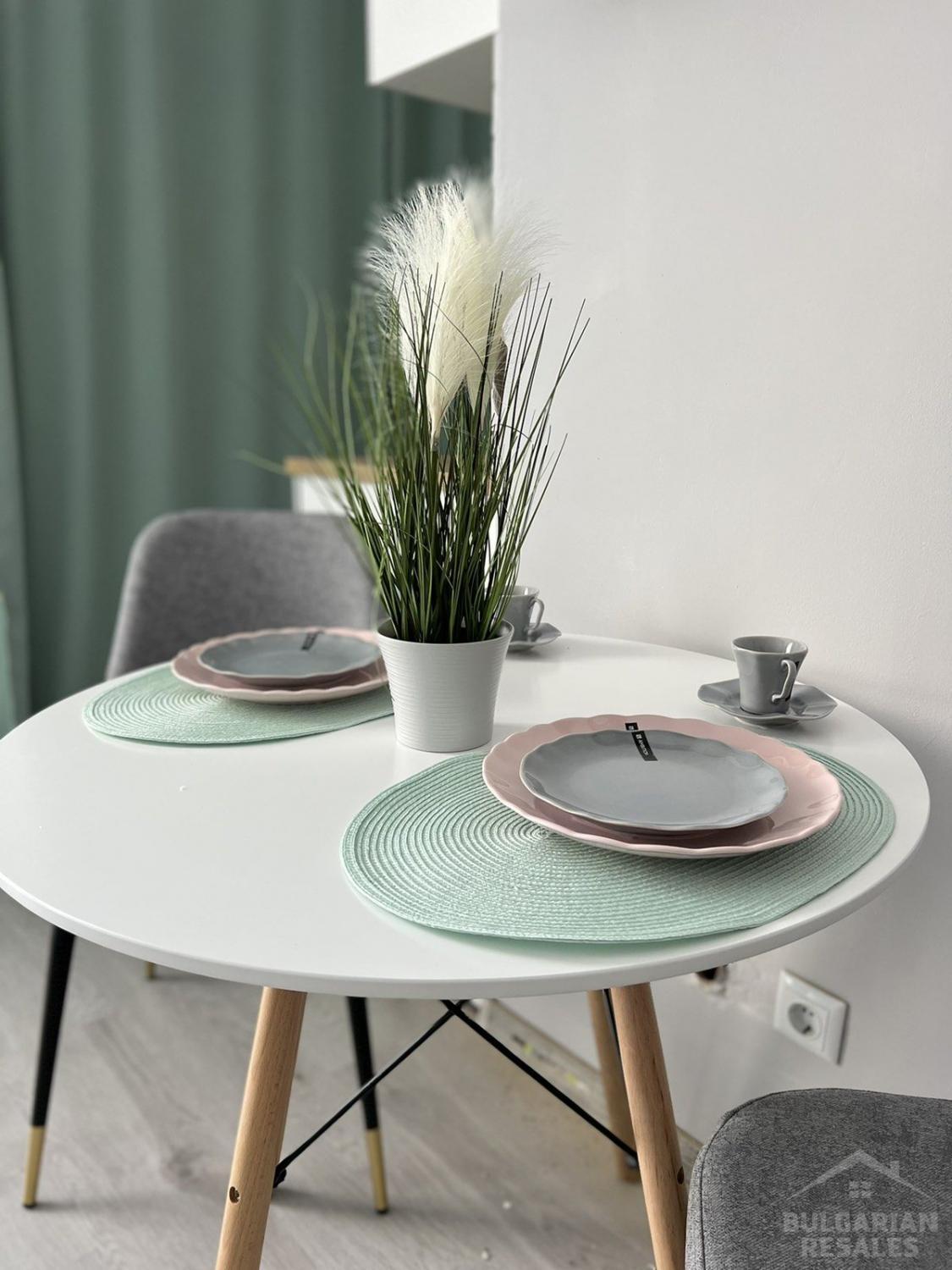 Pospiesz się! Duże studio do wynajęcia z nowymi meblami i remontem ID: 3207 - Фото3