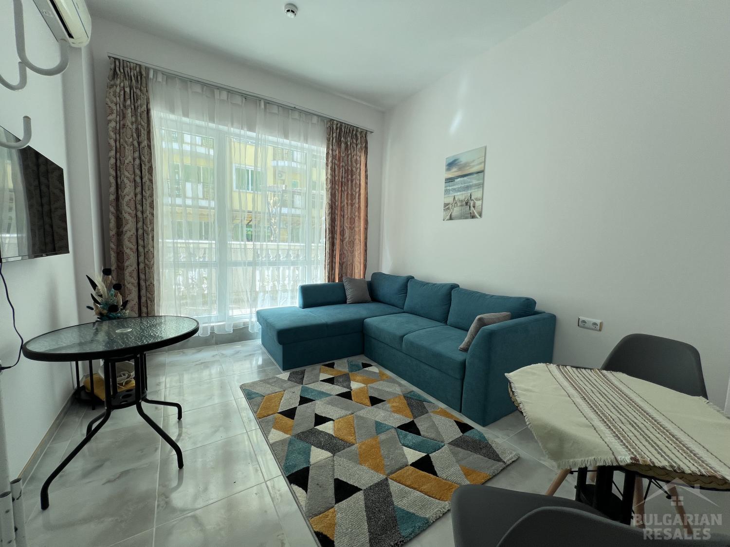 Mieszkanie z nowymi meblami, pierwsza linia, boczny widok na morze! ID: 4244 - Фото4