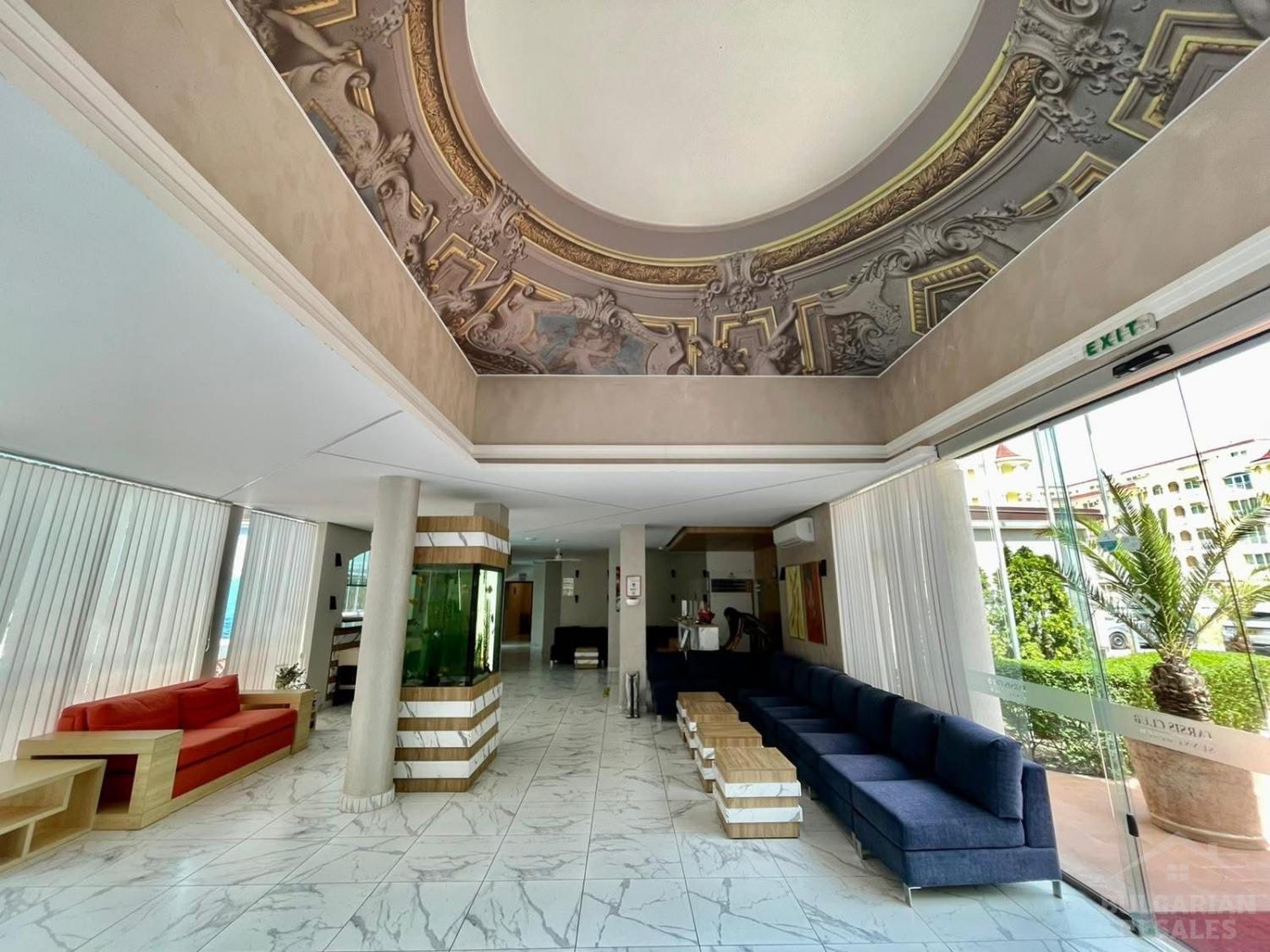 Двухэтажный апартамент, 3 комнаты, вид на бассейн, комплекс 