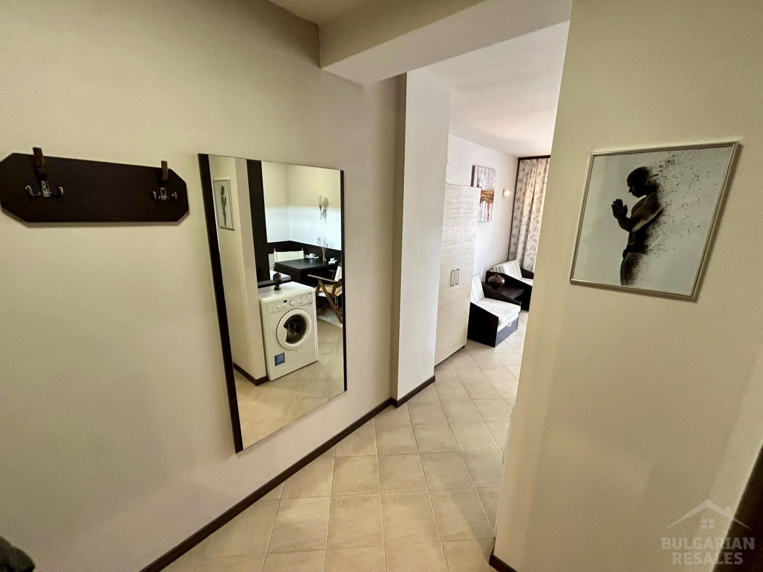 Студия с отдельной кухней в комплексе 