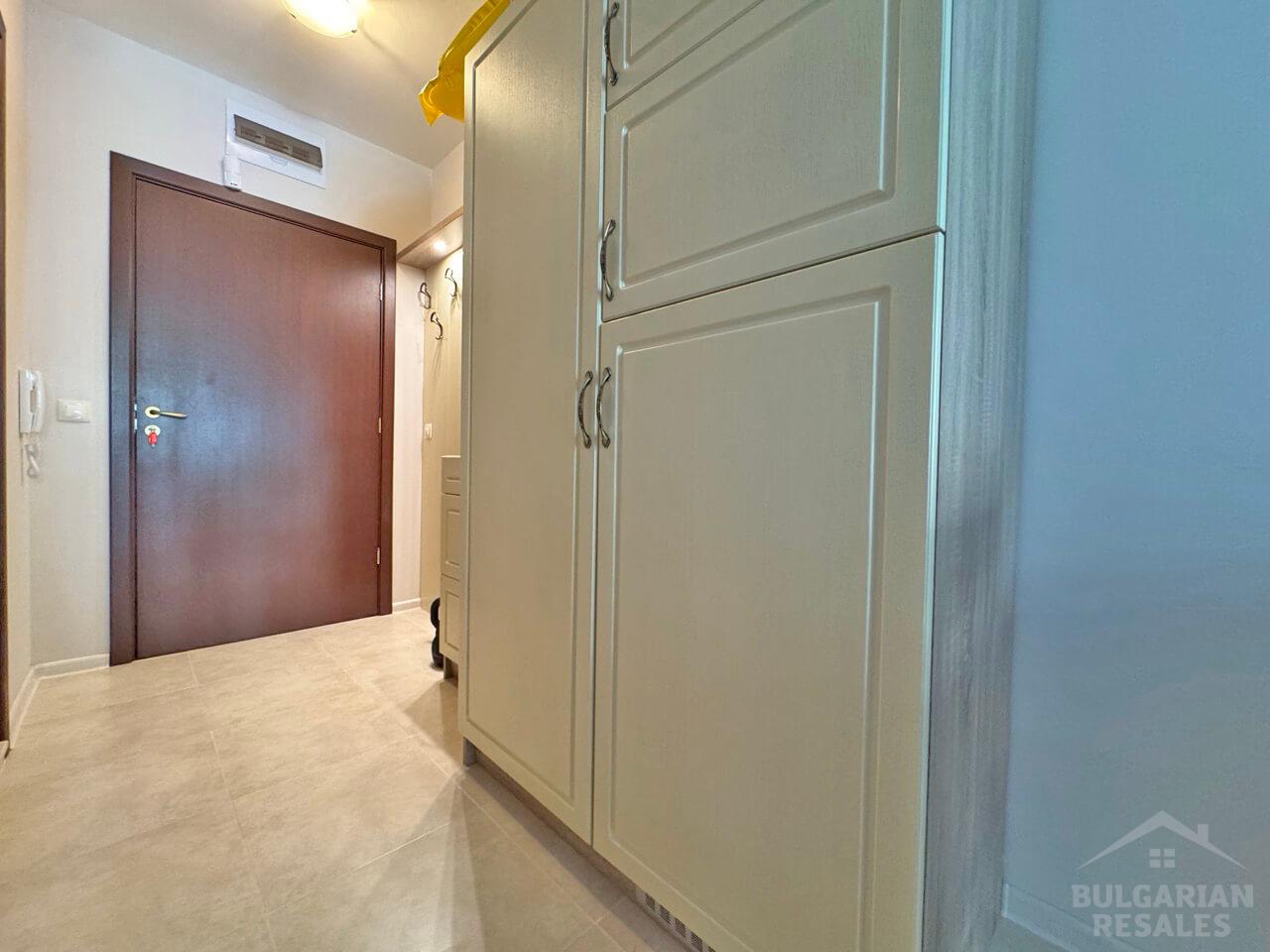 Студио в комплекс „U-Dacha“ с личен изход към басейна ID: 5501 - Снимка 6