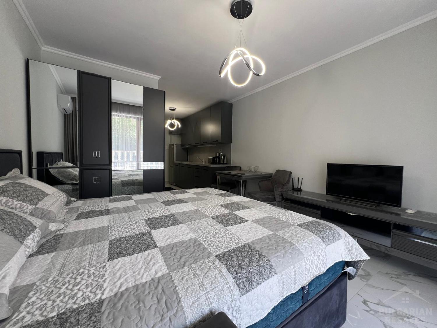 Современная студия с ремонтом, вид на море, комплекс 