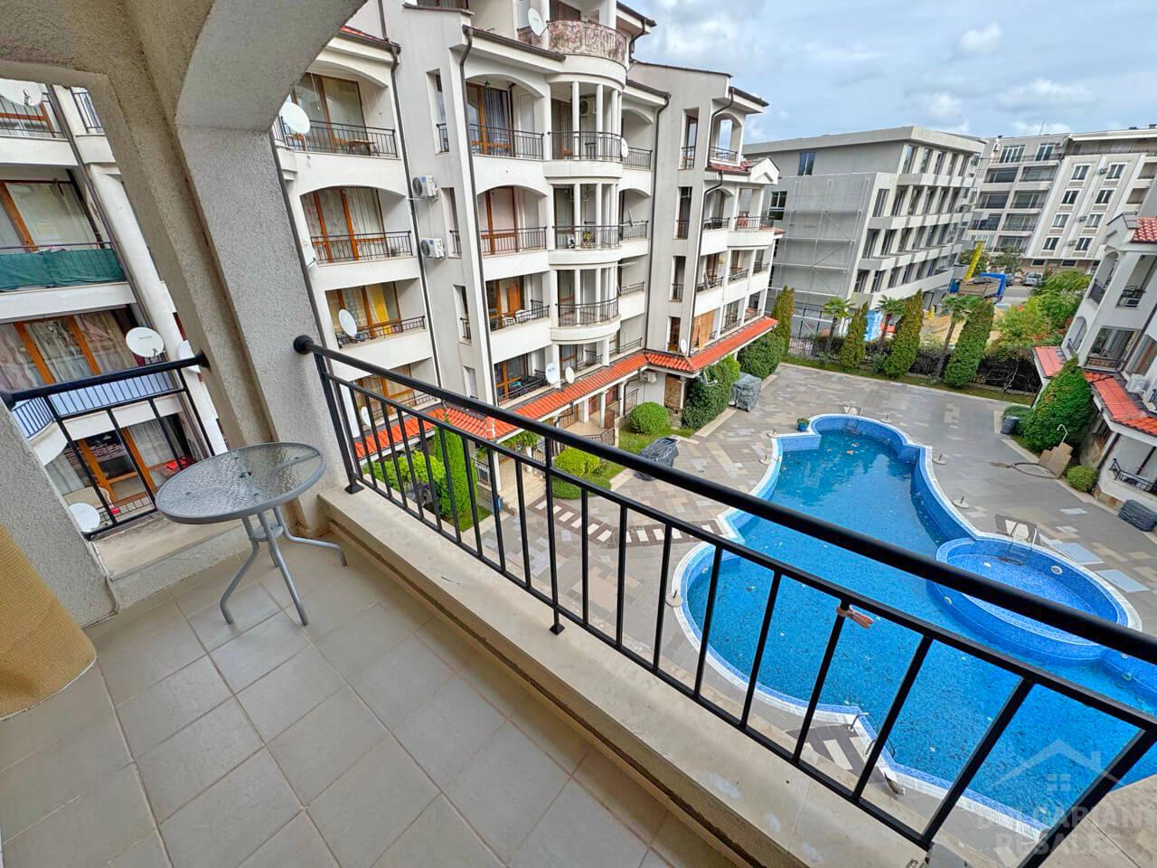 Štúdio s nábytkom a výhľadom na bazén v komplexe „Chateau Valon“ ID: 5650 - Фото8