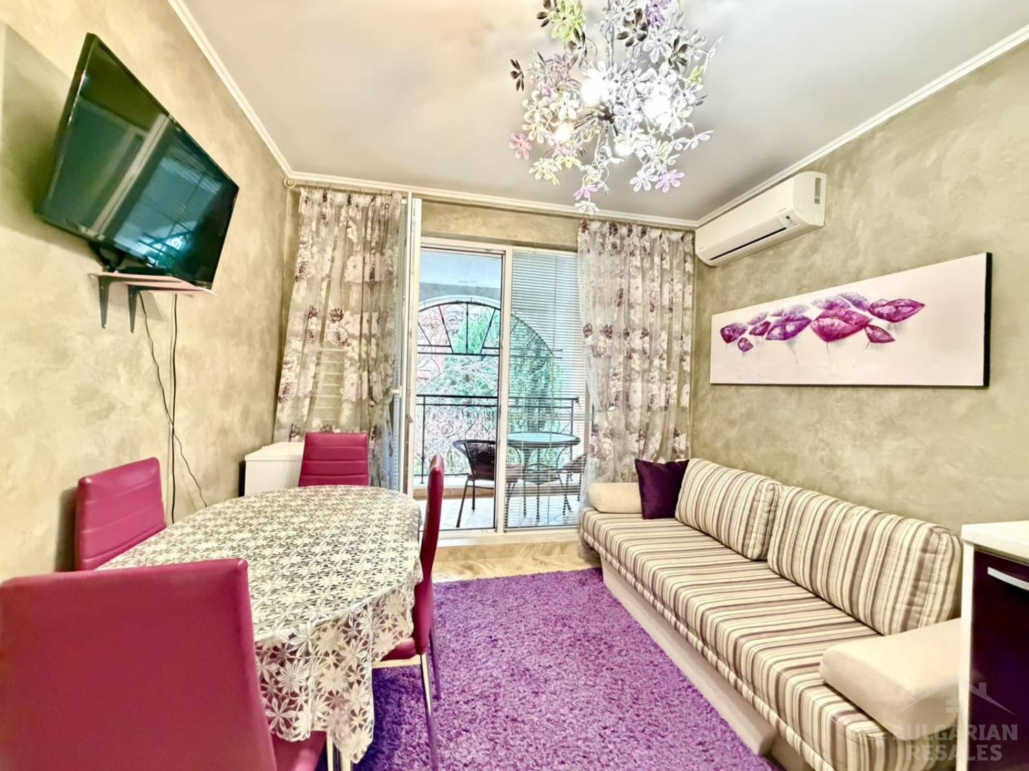 One-bedroom apartment with parking space, luxury complex “Venera Palace” ID: 5906 - Photo 2